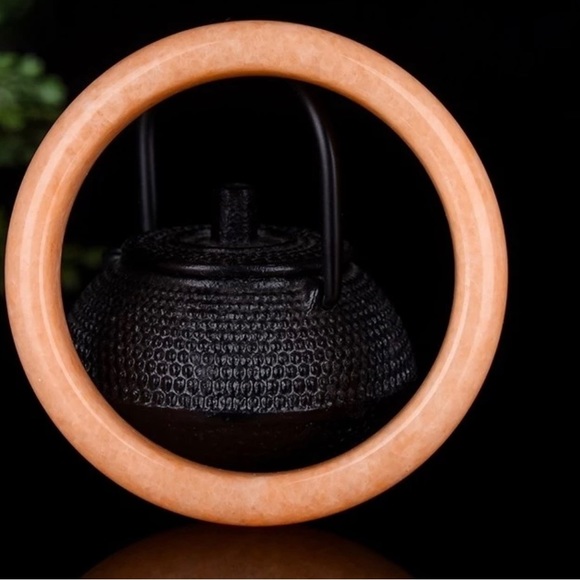 Orange jade bracelet - Picture 1 of 3